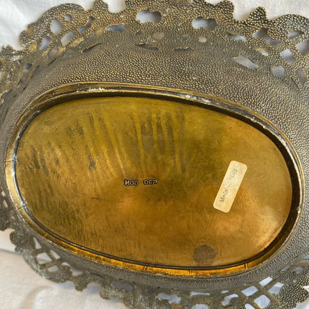 Vintage brass bowl Made in Italy beautiful bowl covered with Mod dep patina